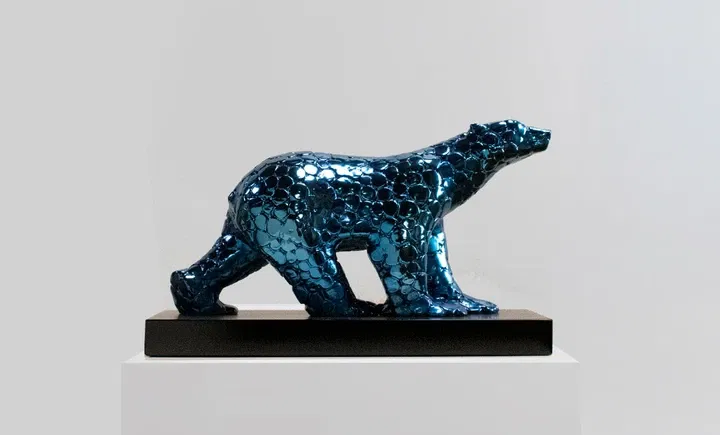   Pompon Bear polar blue von Miguel Guía