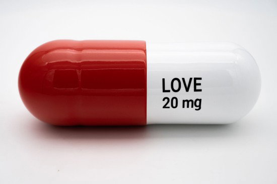 Ceramic Love Pill - Red