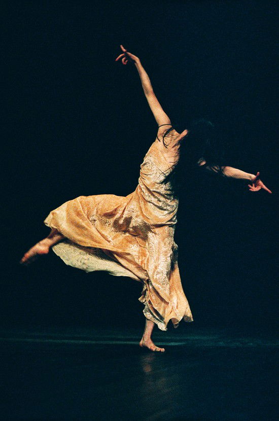 Pina Bausch: Néfes, Azusa Seyama by Ursula Kaufmann
